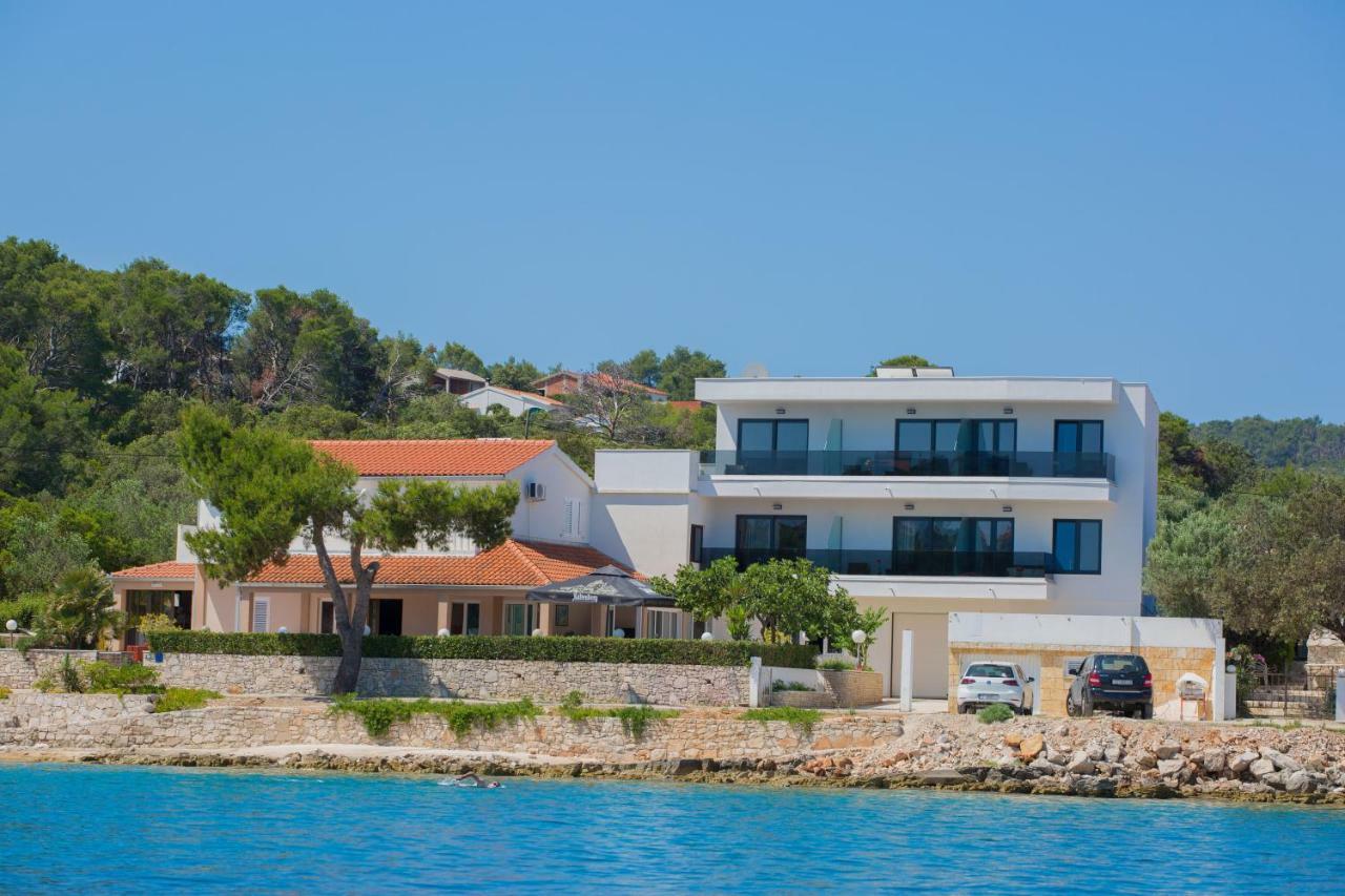 Hotel Paradise Punta Nečujam 외부 사진