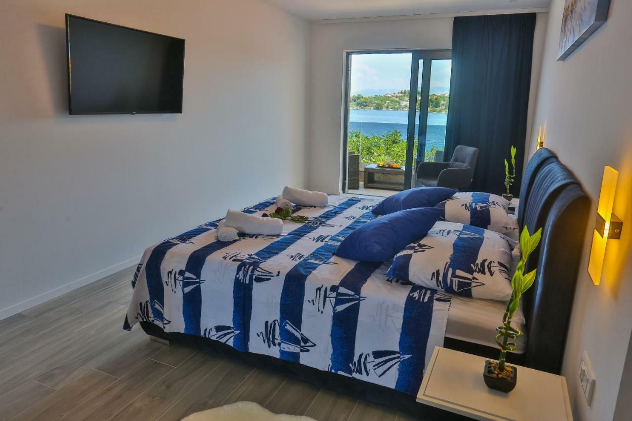 Hotel Paradise Punta Nečujam 외부 사진